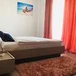 Apartament Lake View *