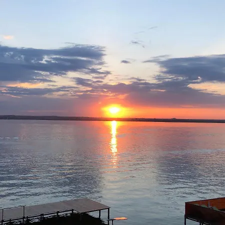 Lake View Apartment